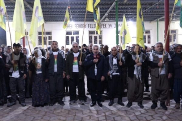 В лагере беженцев в Махмуре продолжается круглосуточная акция за свободу Абдуллы Оджалана