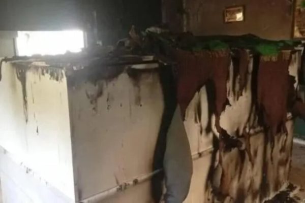 В сельской зоне Тартуса боевики Переходного правительства сожгли религиозные святыни