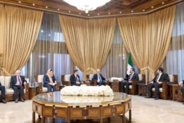 Делегация КНС встретилась с министром иностранных дел временного правительства Сирии