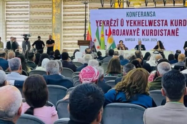 Курдская делегация из Рожавы направляется в Дамаск для переговоров с властями