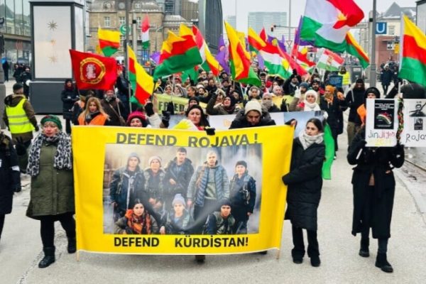 В Гамбурге и Кёльне прошли массовые марши с требованием автономного статуса Рожавы