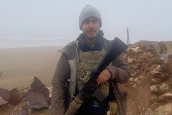 Воин-интернационалист в Рожаве призывает бороться с нападениями