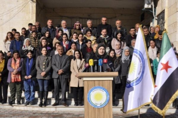 Женская координация Кобани призвала международные силы снять блокаду города