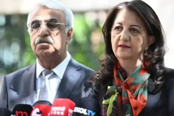 Делегация Имралы ПРДН посещает Фиген Юксекдаг в тюрьме Кандыры