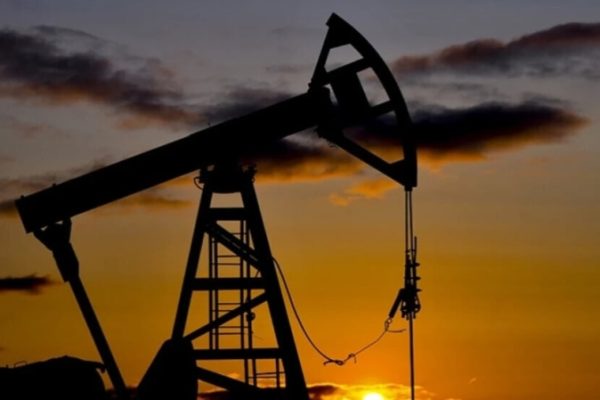 Обострение вокруг Ирана вызвало резкий рост цен на нефть