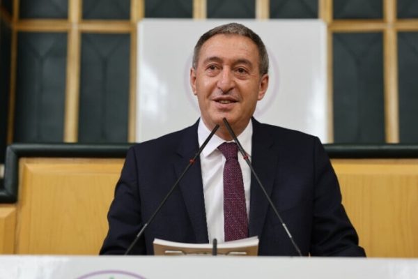 Тунджер Бакырхан: Оджалан призвал не становиться частью региональной войны