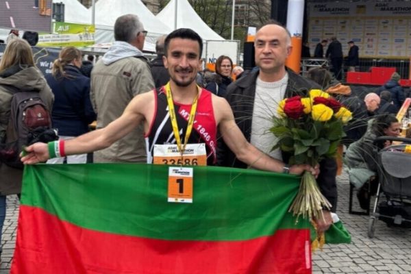 Реджеп Арслан победил на марафонском забеге в Ганновере