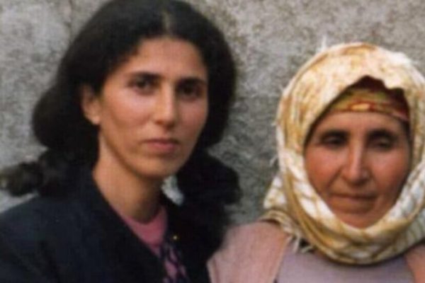 Скончалась Зейнеп Джансиз — мать Сакине Джансиз