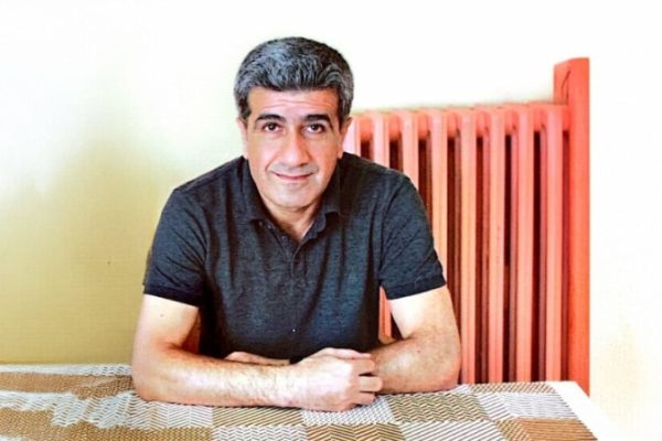Зеки Байхан после лечения в Измире вновь переведён в тюрьму Имралы