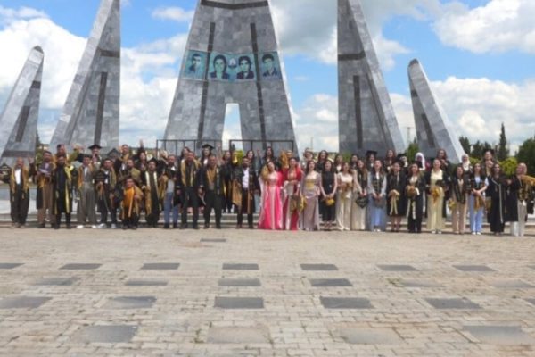 Более 60 студентов окончили Университет Кобани