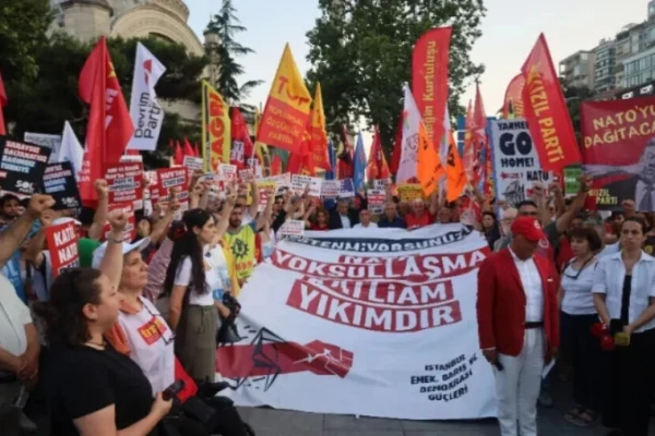 Полиция разогнала протесты против саммита НАТО