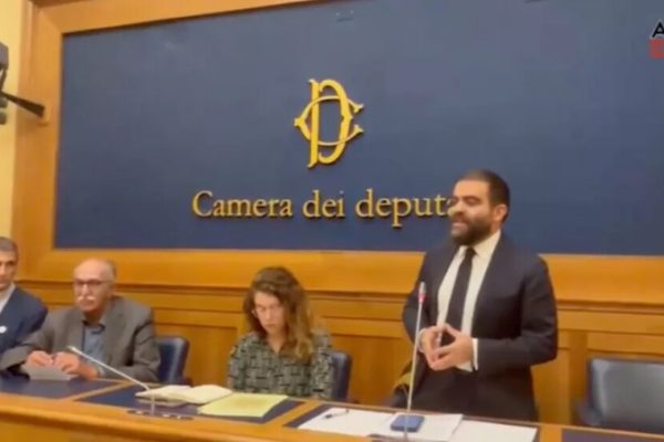 Итальянские политики призвали обеспечить свободу Абдуллы Оджалана и продвинуть мирный процесс
