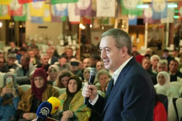 Тунджер Бакырхан призвал правительство Турции сделать конкретные шаги для достижения мира