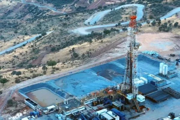 Власти одобрили принудительный отъем земель на месте нефтедобычи в Амеде