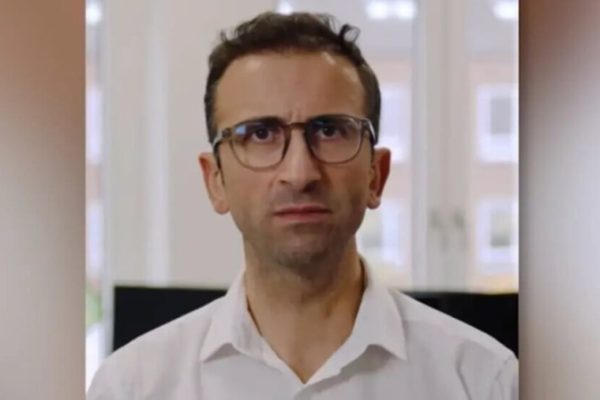 Кандидат от партии «Зелёные» в Киле Самет Йылмаз оказался в центре спора о связях с «Серыми волками»