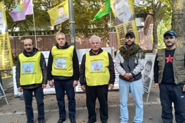 Пикет в поддержку Оджалана в Страсбурге продолжается 695 недель