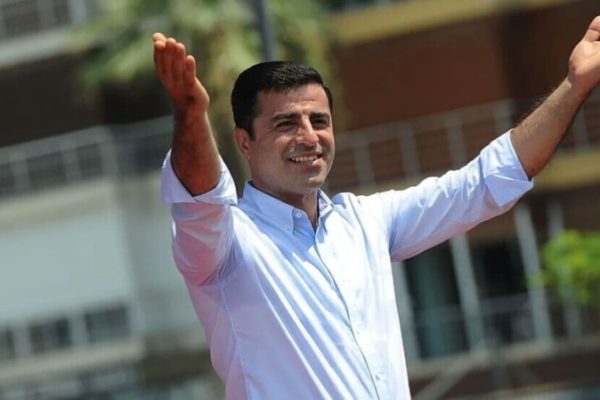 Демирташ обратился к съезду АПЧ: «Мы будем строить будущее вместе»