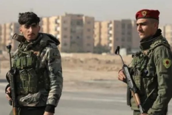 СДС проводят масштабную операцию в Ракке по нейтрализации спящих ячеек ИГИЛ