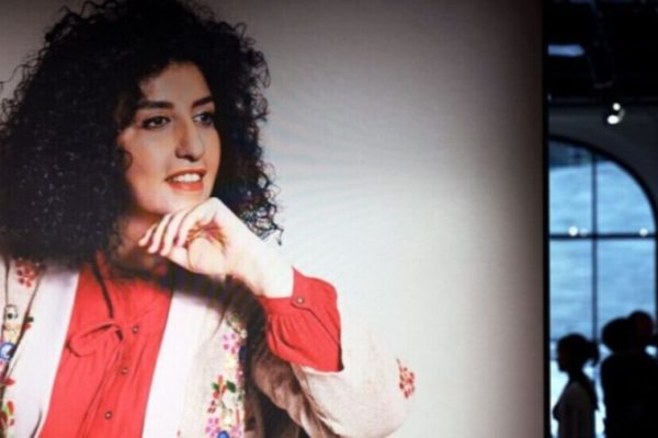 Наргис Мохаммади госпитализирована после жестокого обращения со стороны властей Ирана