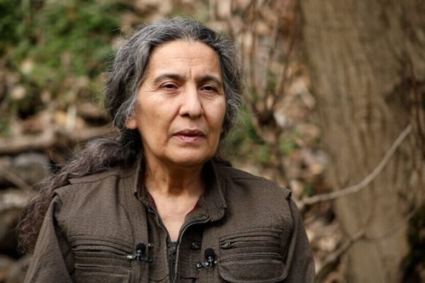 Айтен Дерсим: необходимо сплотиться вокруг сопротивления народа Рожавы и бойцов ЖОС