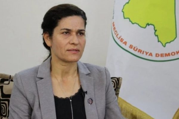 Ильхам Ахмед: соглашение между СДС и временным правительством — шаг к стабильности