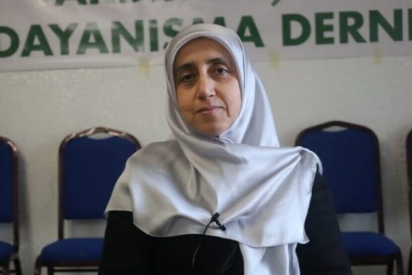 Инал: женщины должны быть хранительницами мира и справедливости