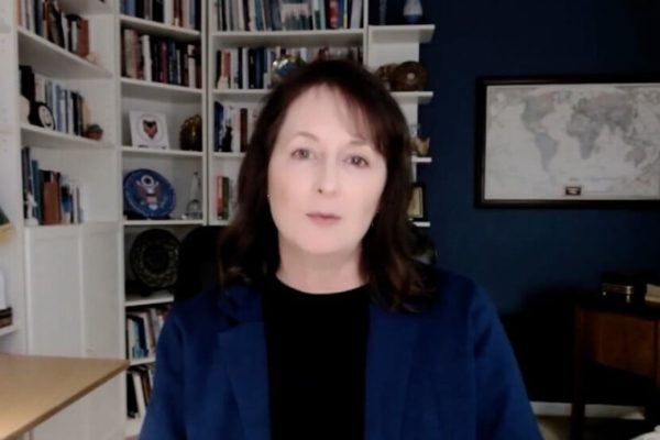 Надин Маенза призывает к прекращению огня в Алеппо