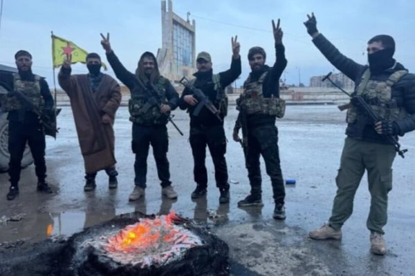 Народ Рожавы продолжает оборону и остаётся на позициях сопротивления в Джазире и Кобани