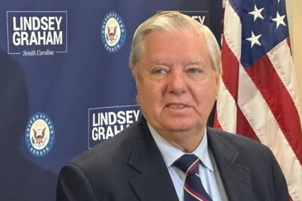 Сенатор Линдси Грэм вновь предостерёг Анкару и Дамаск от атак против курдов
