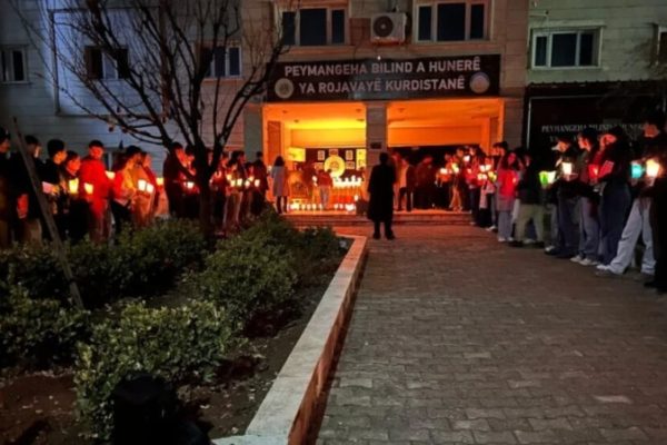 Студенты Института искусств почтили память погибших в Шейх-Максуде и Ашрафие