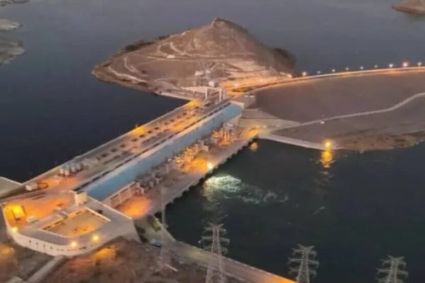 Тяжелые столкновения в Тишрине: отражены танковые атаки