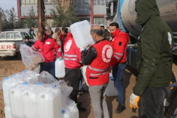 В Амуде оказана продовольственная и базовая помощь перемещённым семьям Рожавы