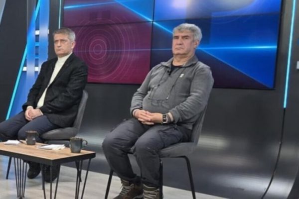 Вейси Акташ и Четин Аркаш: изоляции и плену в Имралы необходимо положить конец