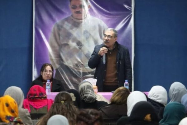 Алдар Халил: Курдская делегация проведет переговоры с переходным правительством