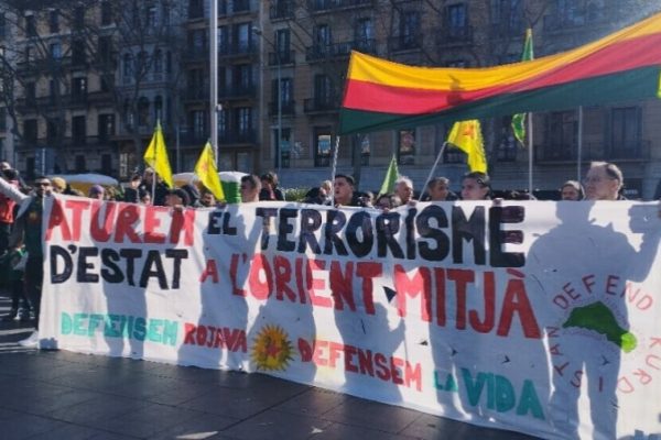 Городской совет Барселоны принял декларацию в поддержку курдского народа