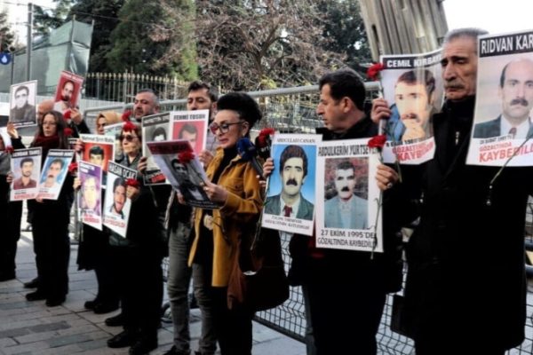 «Субботние матери» призывают парламент создать комиссию по установлению истины