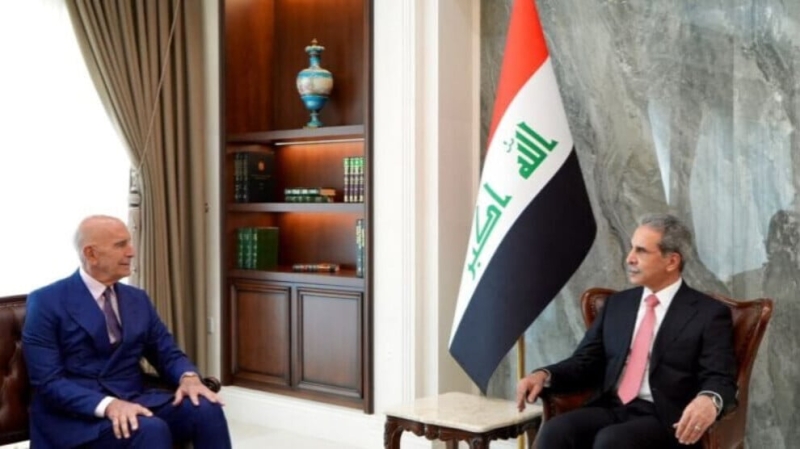 Том Баррак обсуждает конституцию и формирование правительства в Багдаде