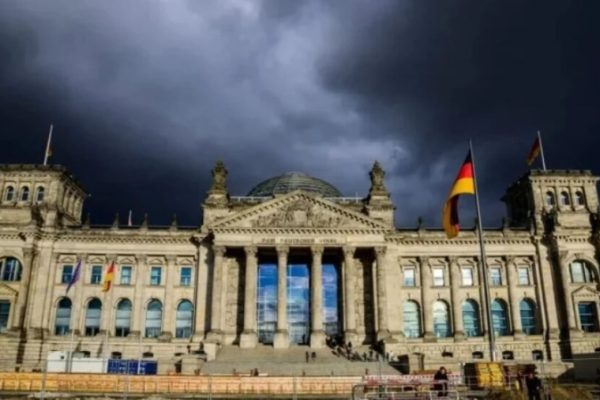 Германия отклоняет большинство новых заявлений сирийцев о предоставлении убежища