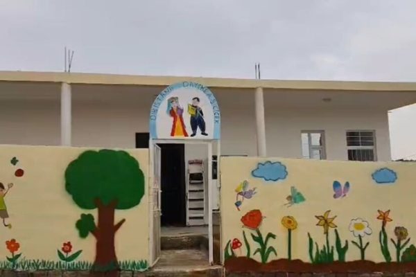 В лагере «Махмур» закончили работу над детским садом