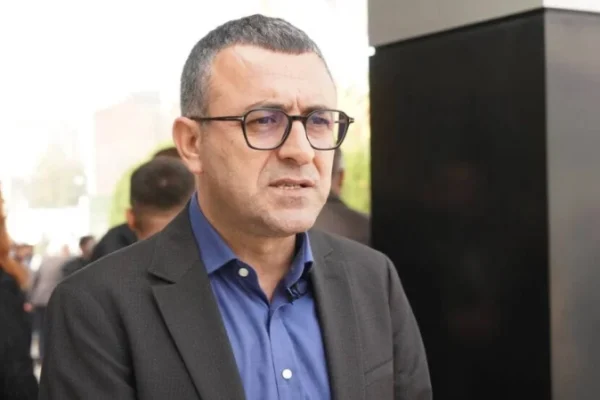 Серхат Эрен: устойчивое решение курдского вопроса требует демократизации и гарантий Конституции