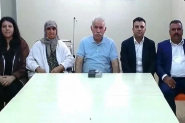 Семьи вернулись с острова Имралы
